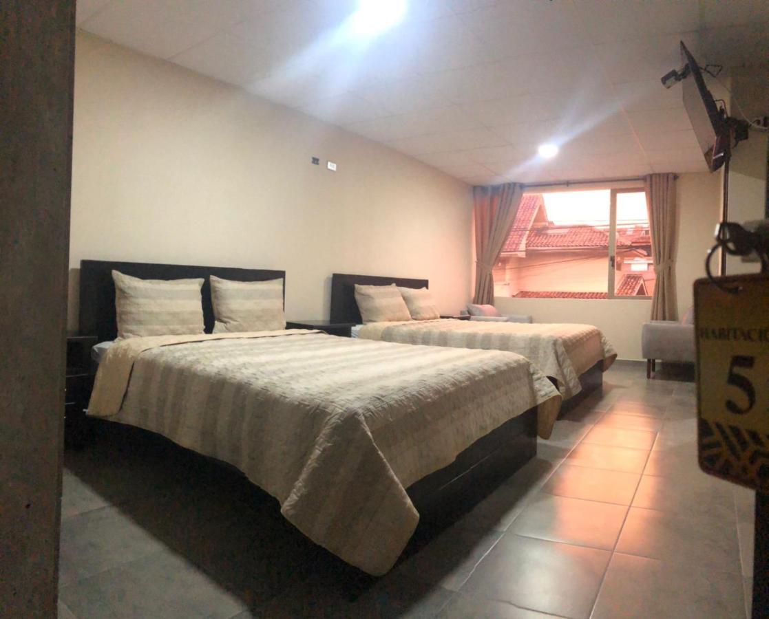 Stelar Hostal Cuenca Exteriér fotografie