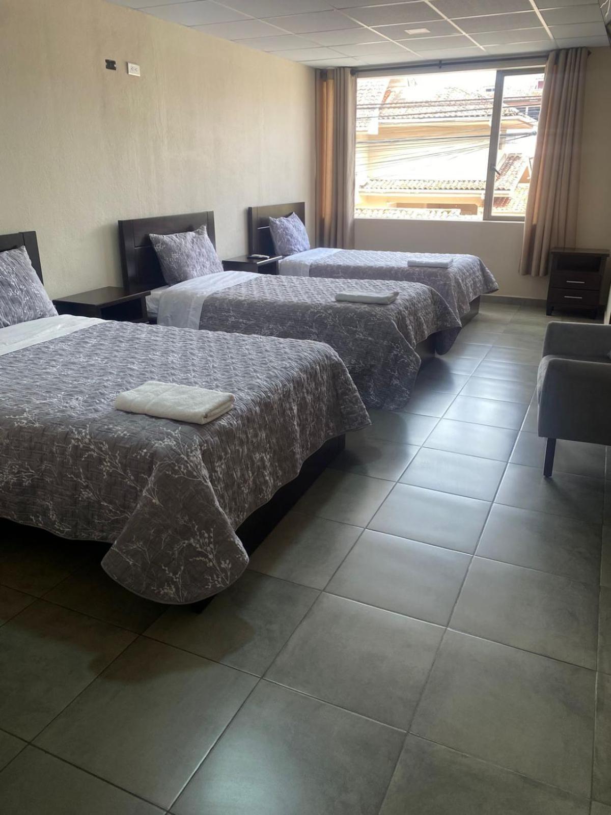 Stelar Hostal Cuenca Exteriér fotografie
